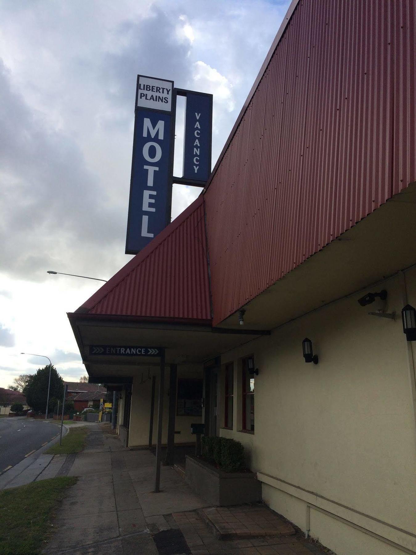 Liberty Plains Motor Inn Sydney Exterior photo